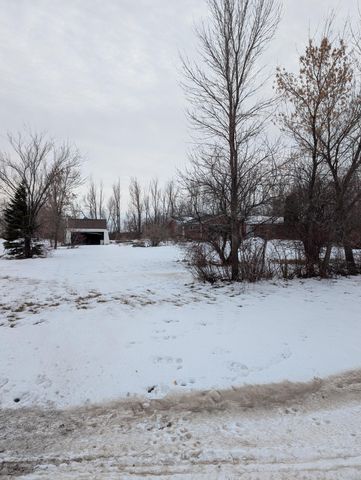 6026 64th Avenue S, Horace, ND 58047