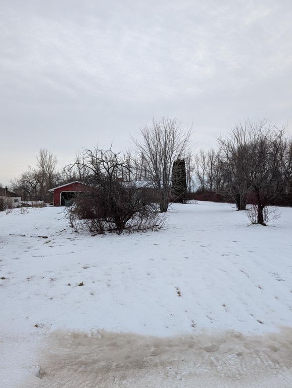 6026 64th Avenue S, Horace, ND 58047