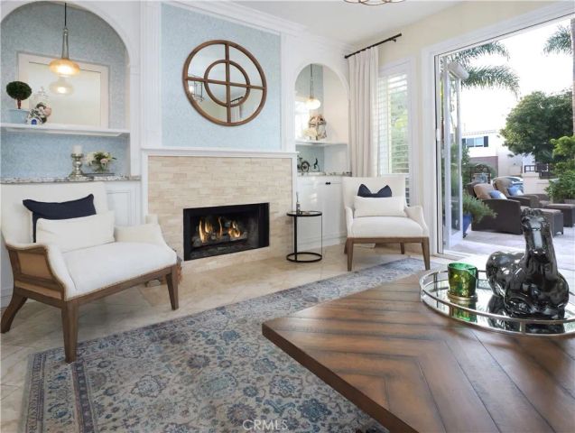 320 15th, Huntington Beach, CA 92648