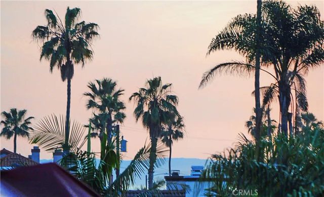 320 15th, Huntington Beach, CA 92648