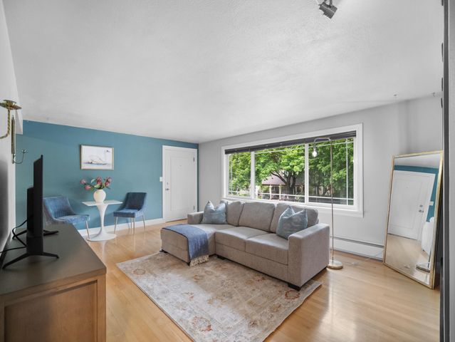 1109 S WALNUT St, Spokane, WA 99204
