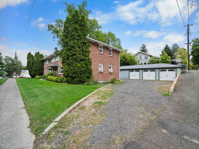1109 S WALNUT St, Spokane, WA 99204