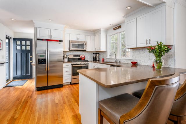 121 Eileen Street, Yarmouth Port, MA 02675