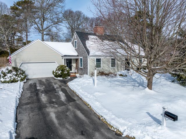 121 Eileen Street, Yarmouth Port, MA 02675