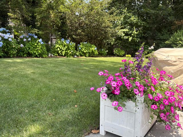 121 Eileen Street, Yarmouth Port, MA 02675