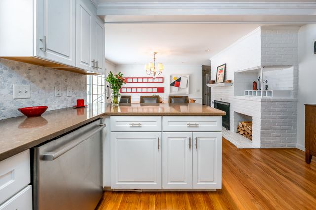 121 Eileen Street, Yarmouth Port, MA 02675