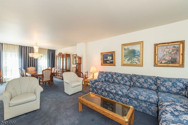 1 Birdseye Cir, Wayne Twp., NJ 07470