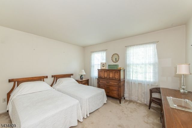 1 Birdseye Cir, Wayne Twp., NJ 07470