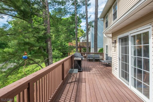 1 Birdseye Cir, Wayne Twp., NJ 07470