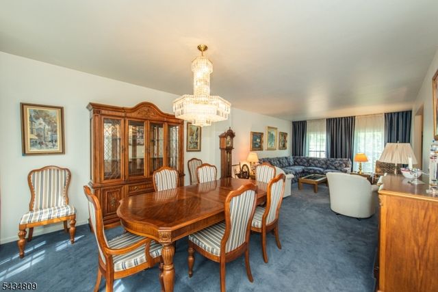 1 Birdseye Cir, Wayne Twp., NJ 07470