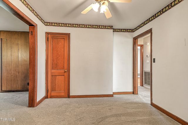 1208 Garden Drive, Kingsport, TN 37664