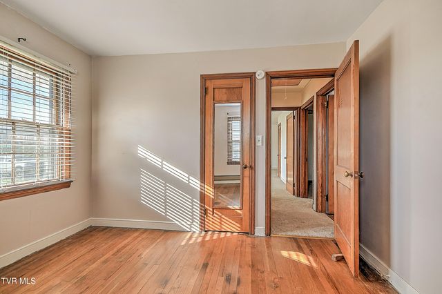 1208 Garden Drive, Kingsport, TN 37664