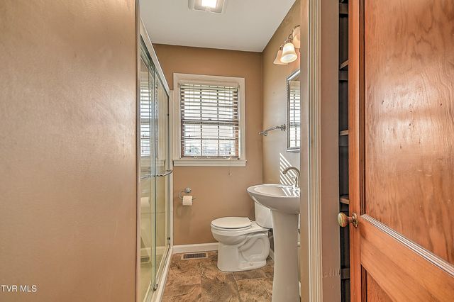 1208 Garden Drive, Kingsport, TN 37664