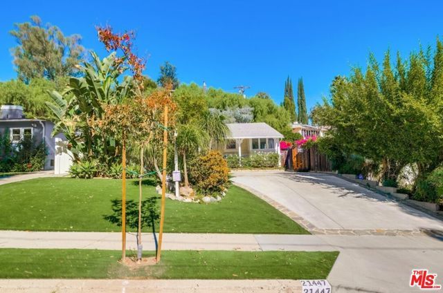 21447 Providencia Street, Woodland Hills (los Angeles), CA 91364