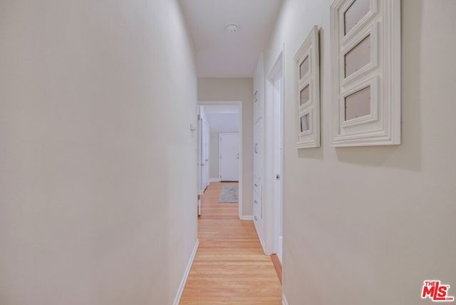 21447 Providencia Street, Woodland Hills (los Angeles), CA 91364