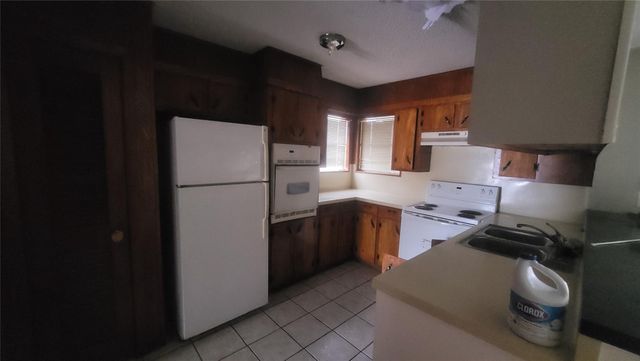 2709 21st Avenue N, Texas City, TX 77590