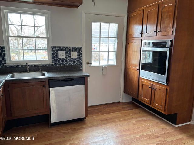 562 Portsmouth Drive 562C, Lakewood, NJ 08701