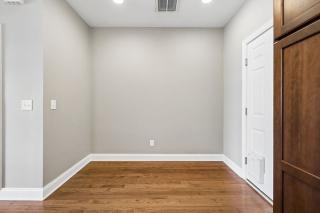 5940 Obrien Ave, Nashville, TN 37209