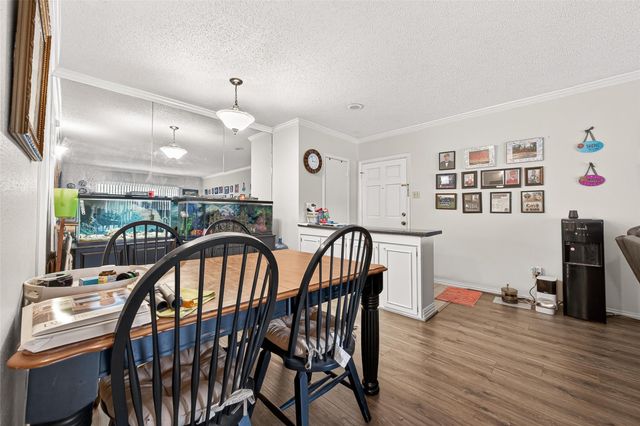 2234 S Piney Point Road 206, Houston, TX 77063