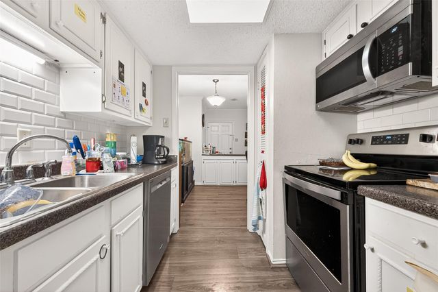 2234 S Piney Point Road 206, Houston, TX 77063