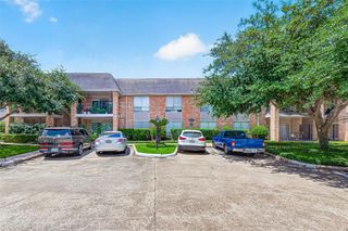 2234 S Piney Point Road 206, Houston, TX 77063
