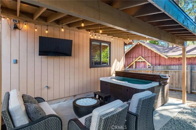 332 E Country Club Boulevard, Big Bear City, CA 92314