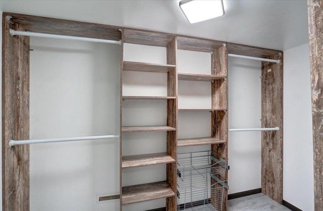 6118 Old Middleton Road, Madison, WI 53705