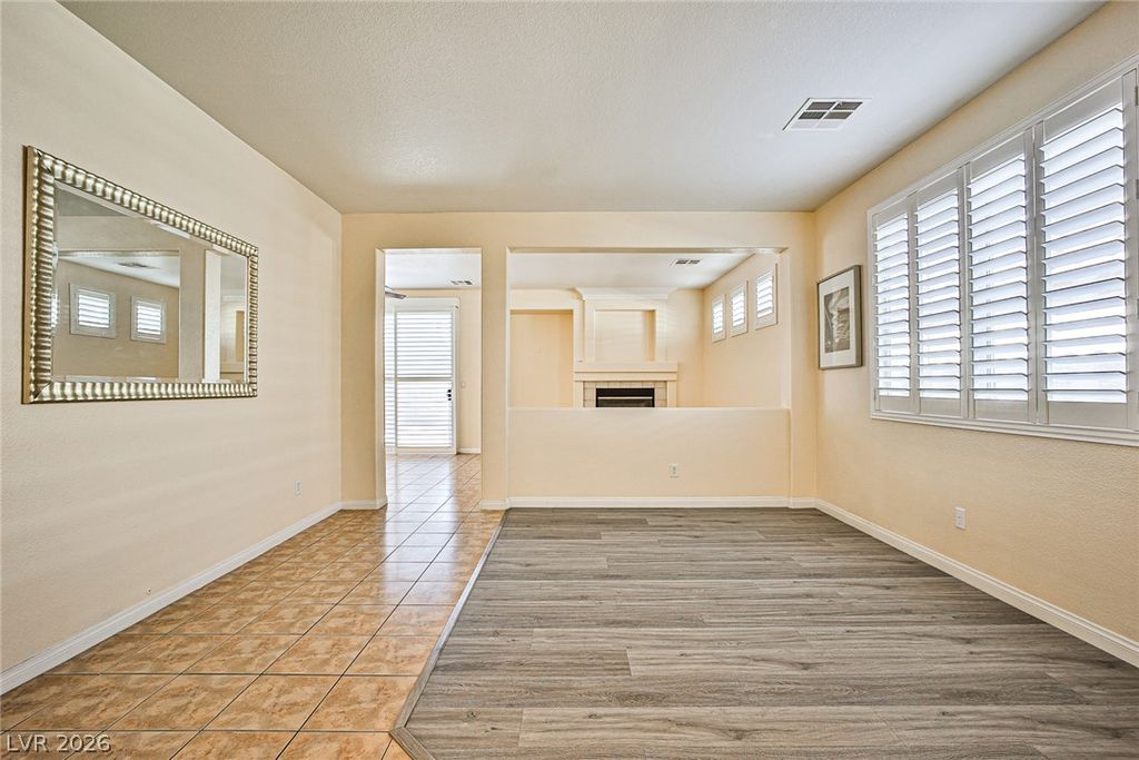 8468 REGAL HILLS Court, Las Vegas, NV 89117 — photo 5