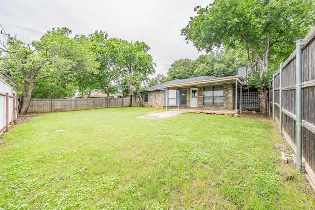 514 Parsley Lane, Euless, TX 76039