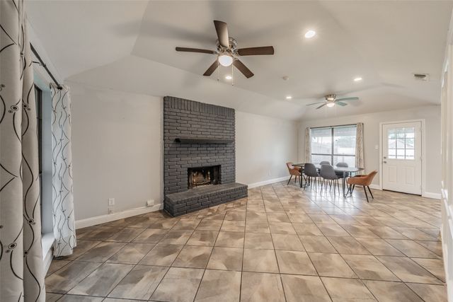 514 Parsley Lane, Euless, TX 76039