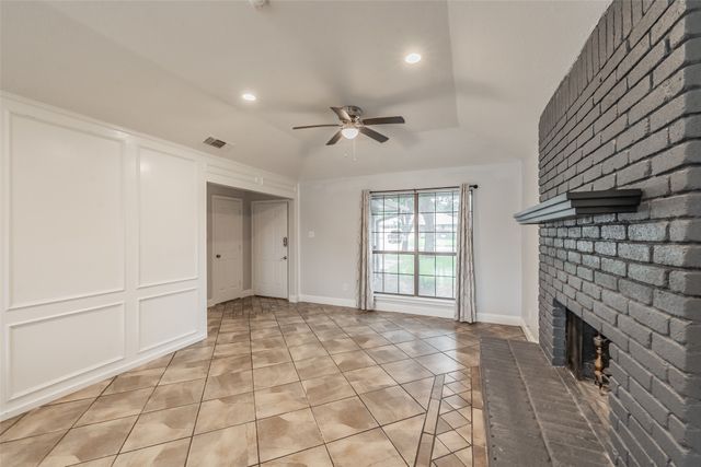 514 Parsley Lane, Euless, TX 76039