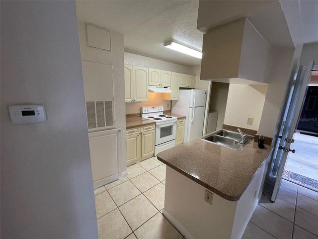 2550 N ALAFAYA TRAIL 10102, Orlando, FL 32826