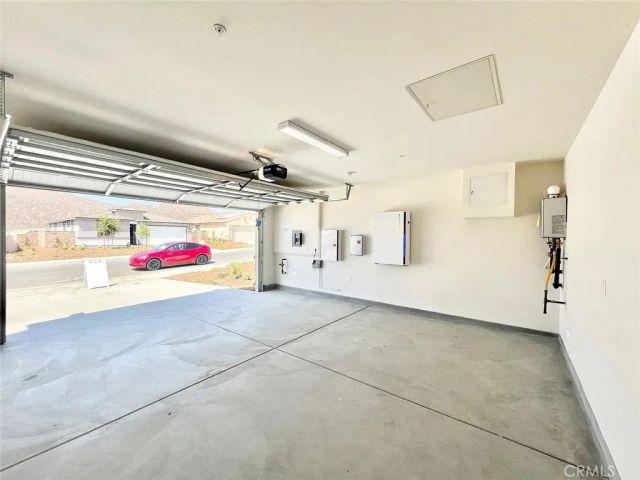 8285 Tristan Ln, Riverside, CA 92507