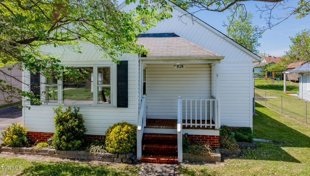 1424 Sycamore Street, Kingsport, TN 37664