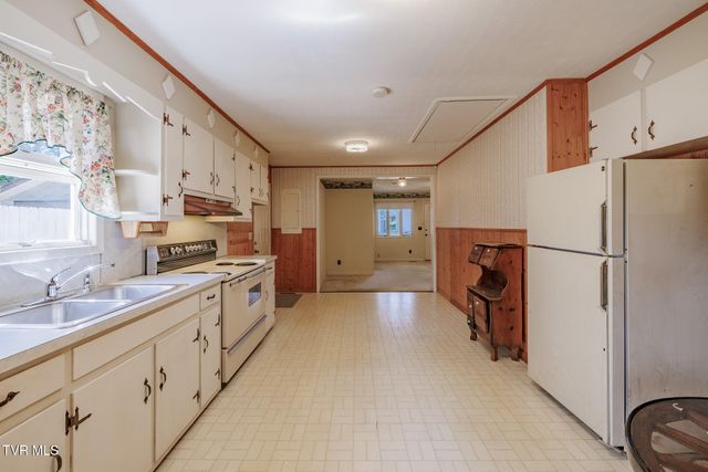 1424 Sycamore Street, Kingsport, TN 37664