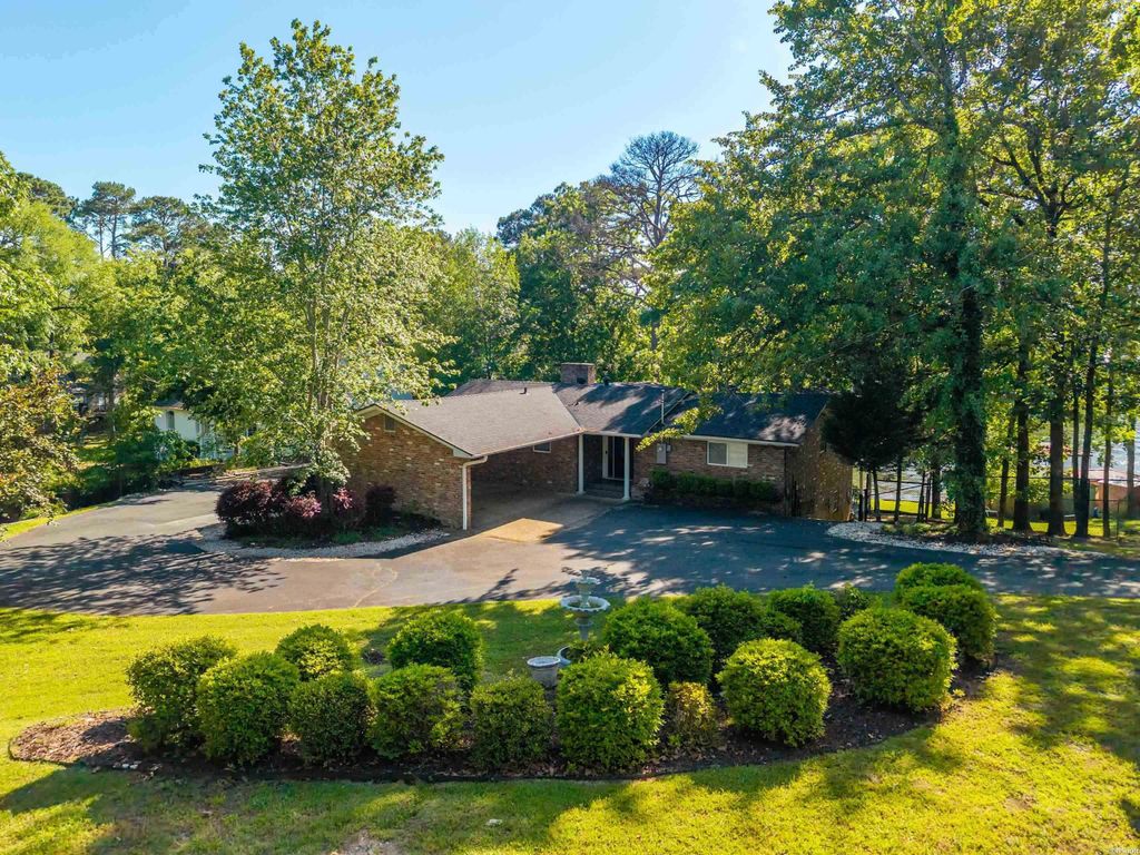 115 Westport Point, Hot Springs, AR 71913