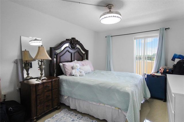 225 COUNTRY CLUB DRIVE 1604, Largo, FL 33771