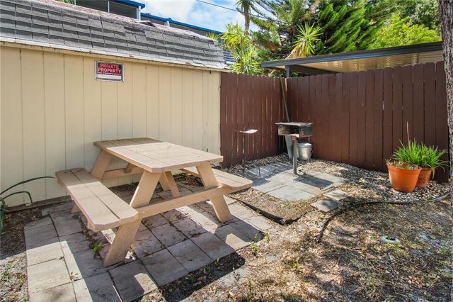 225 COUNTRY CLUB DRIVE 1604, Largo, FL 33771