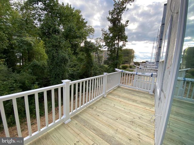 3511 STELLA BLUE DR, Hyattsville, MD 20782