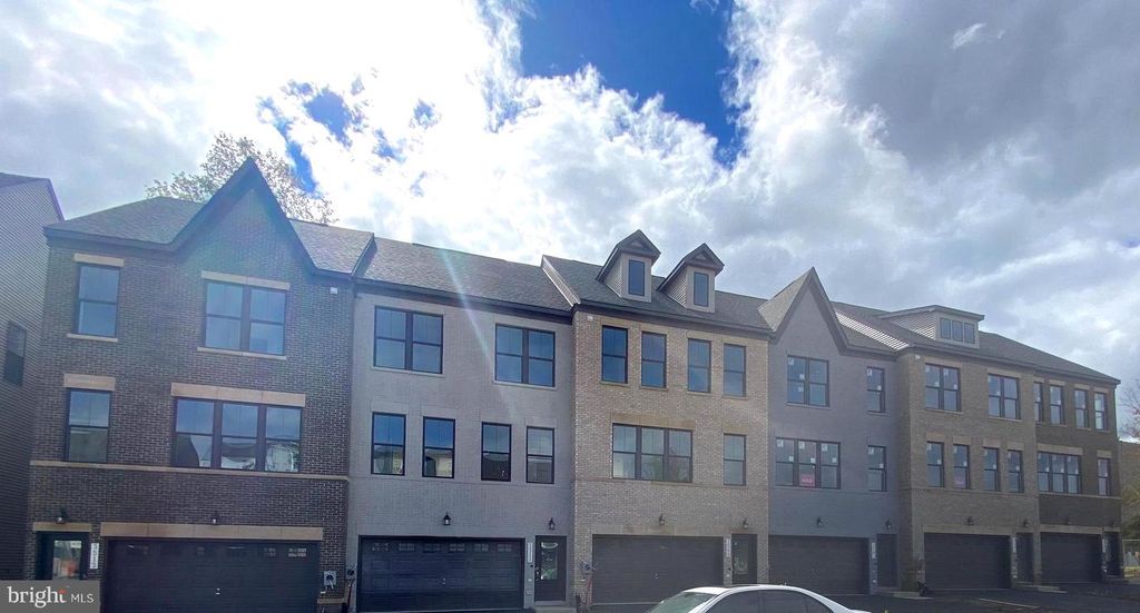 3511 STELLA BLUE DR, Hyattsville, MD 20782