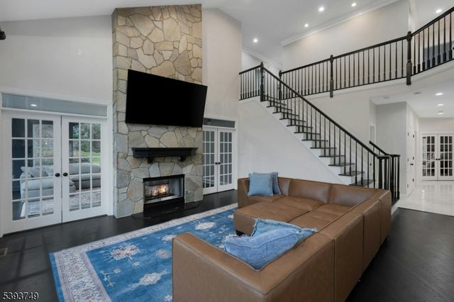 3 KENSINGTON COURT, Warren Twp., NJ 07059