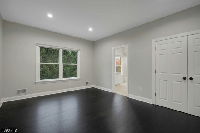 3 KENSINGTON COURT, Warren Twp., NJ 07059