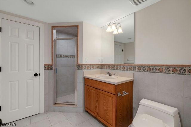 3 KENSINGTON COURT, Warren Twp., NJ 07059