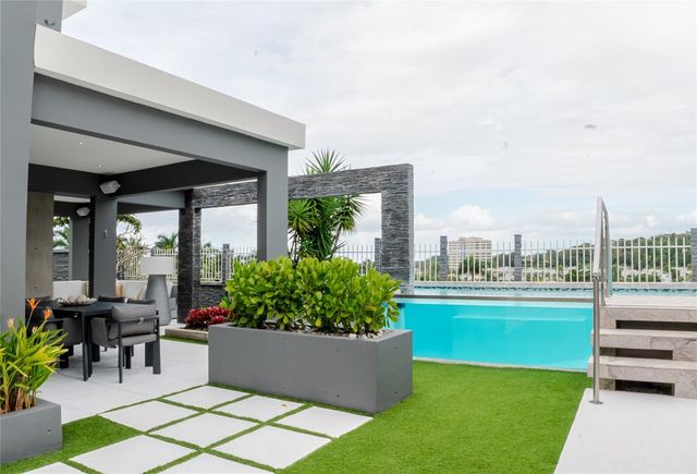 60 SENDEROS DE MONTEHIEDRA, San Juan, PR 00926