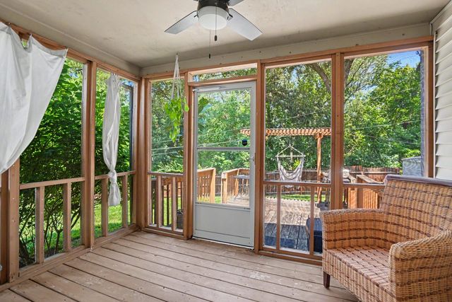 1705 88th Avenue W, Rock Island, IL 61201