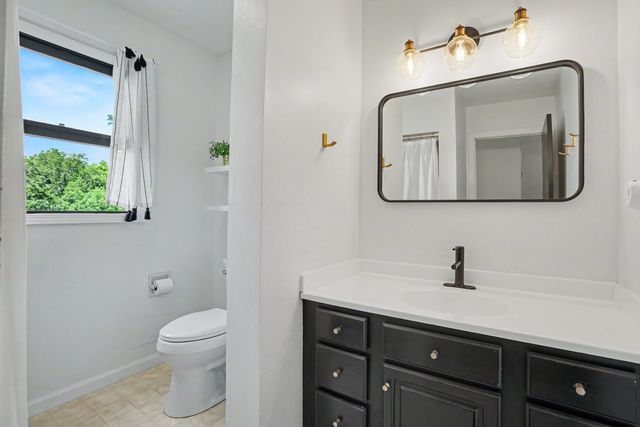 1705 88th Avenue W, Rock Island, IL 61201