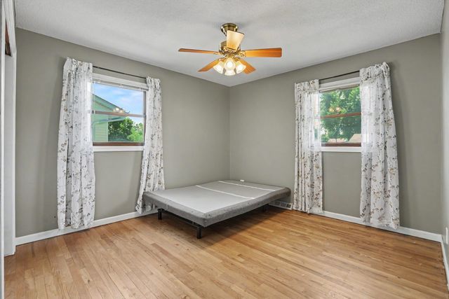 1705 88th Avenue W, Rock Island, IL 61201