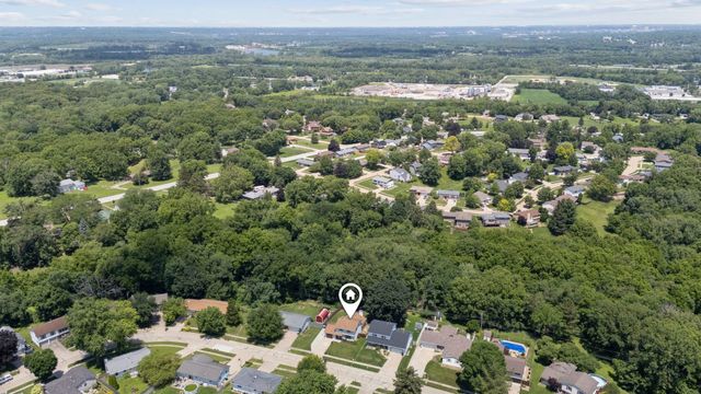 1705 88th Avenue W, Rock Island, IL 61201