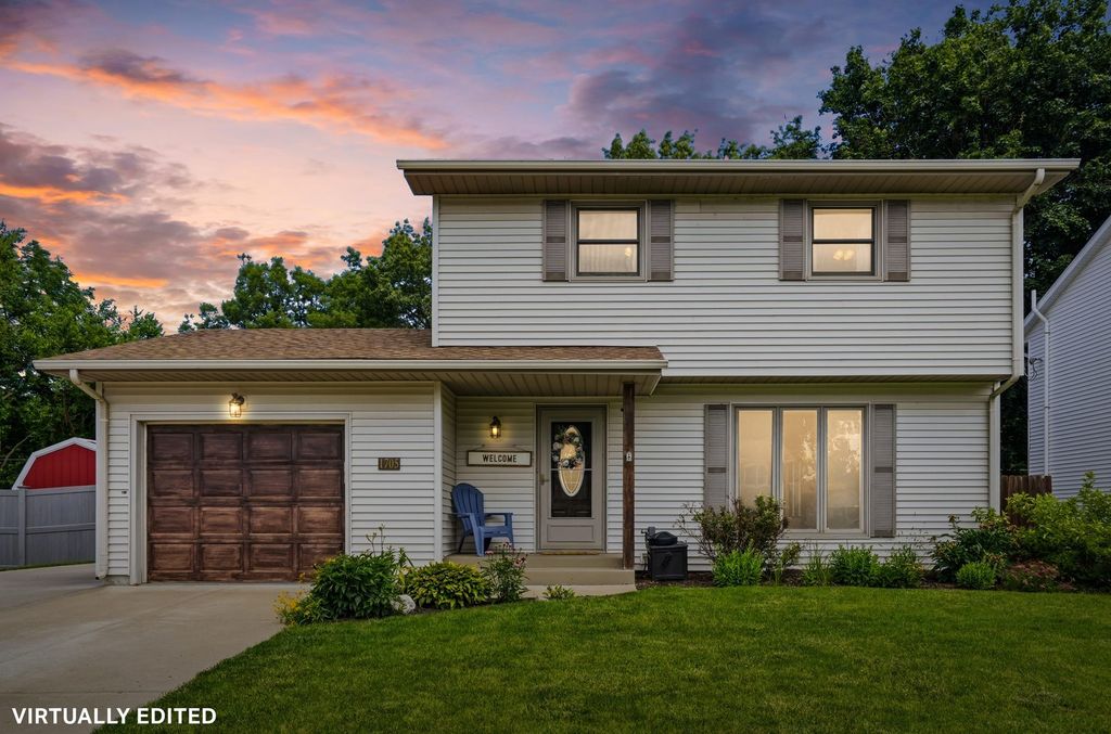 1705 88th Avenue W, Rock Island, IL 61201