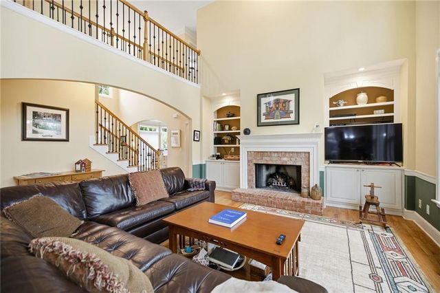 5930 Westcroft Lane, Cumming, GA 30040